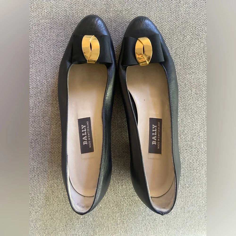Bally Black and Gold Bow Heels Pumps - Picture 1 of 6